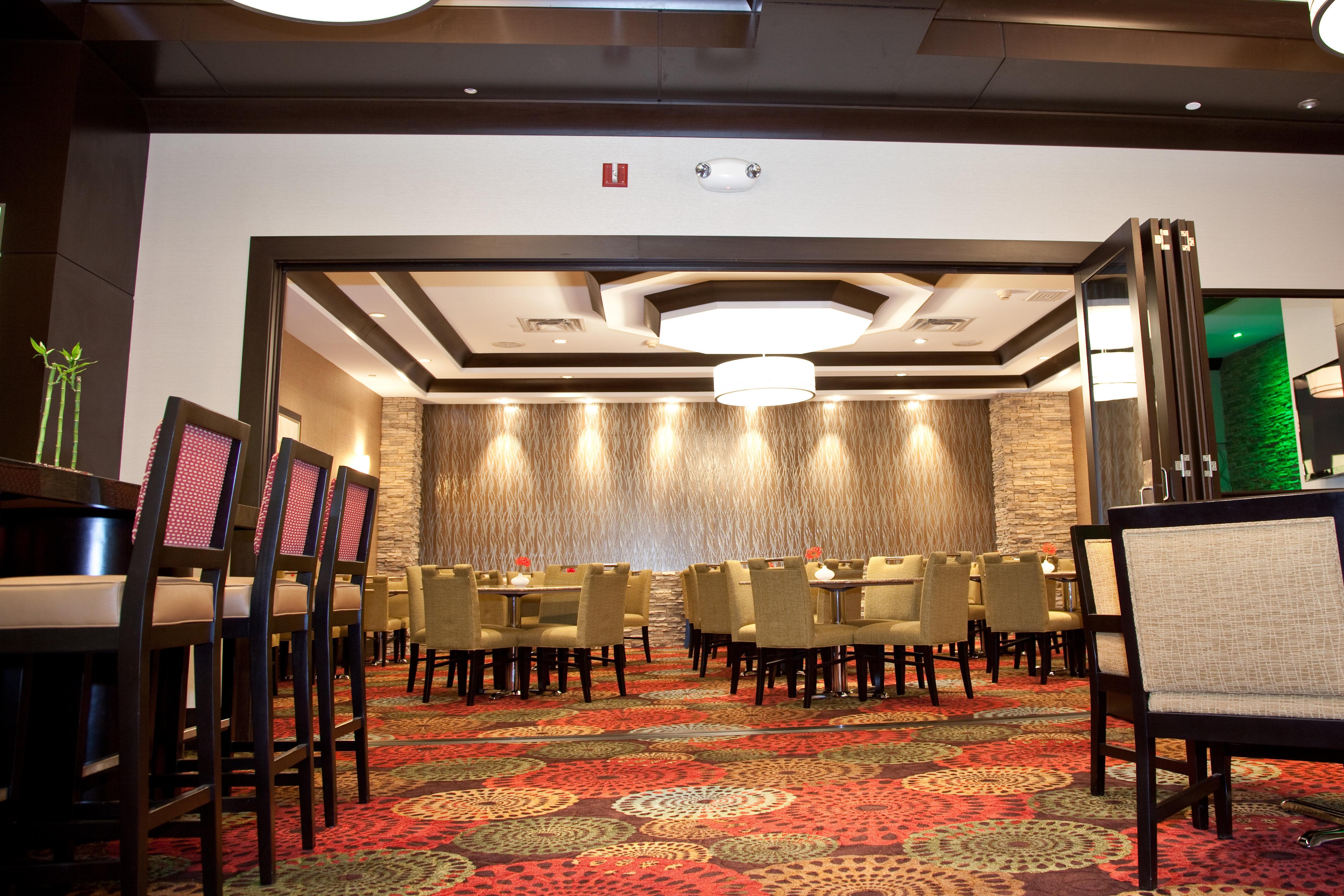 Holiday Inn Hotel & Suites Chicago Northwest - Elgin By Ihg Exterior foto