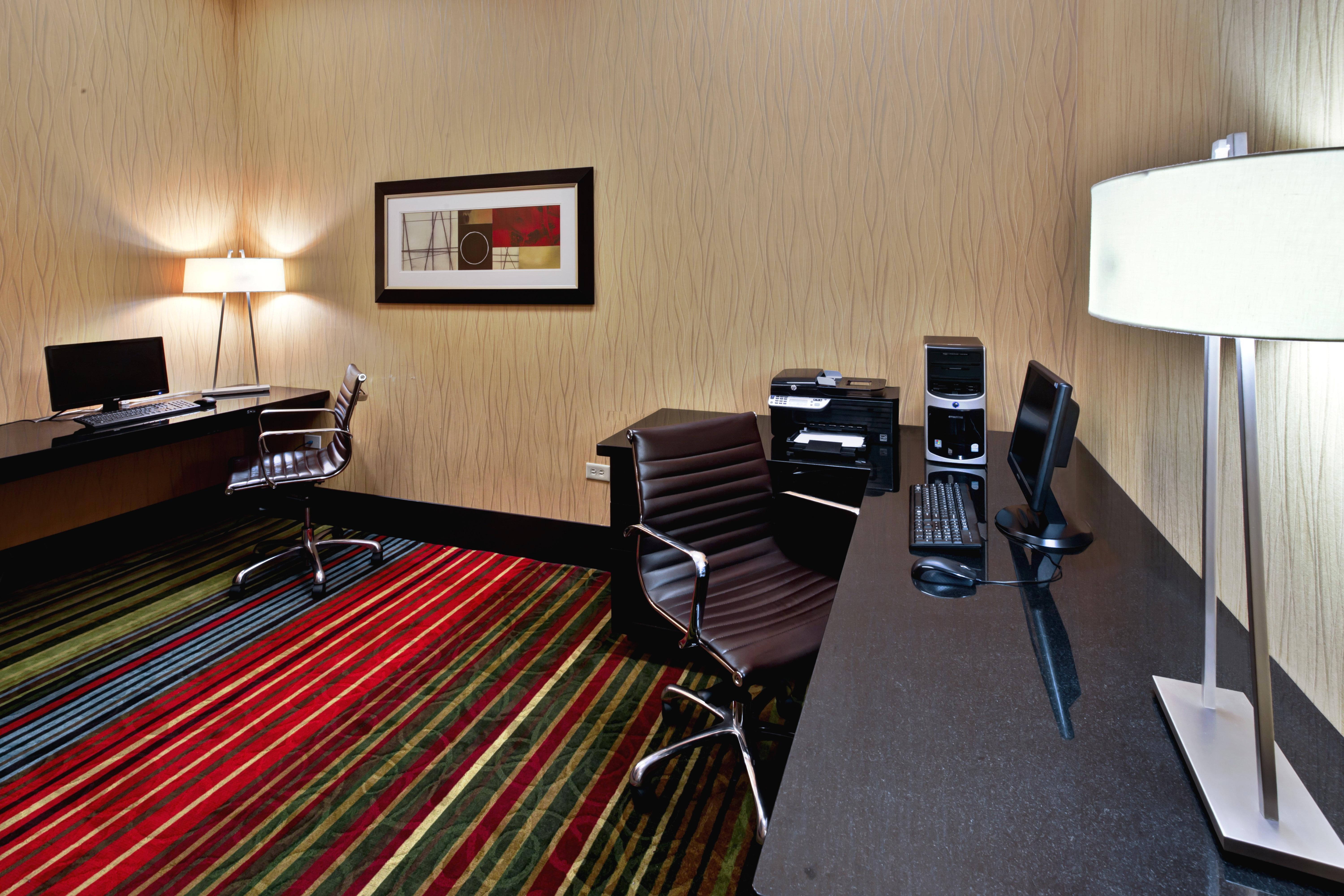 Holiday Inn Hotel & Suites Chicago Northwest - Elgin By Ihg Exterior foto